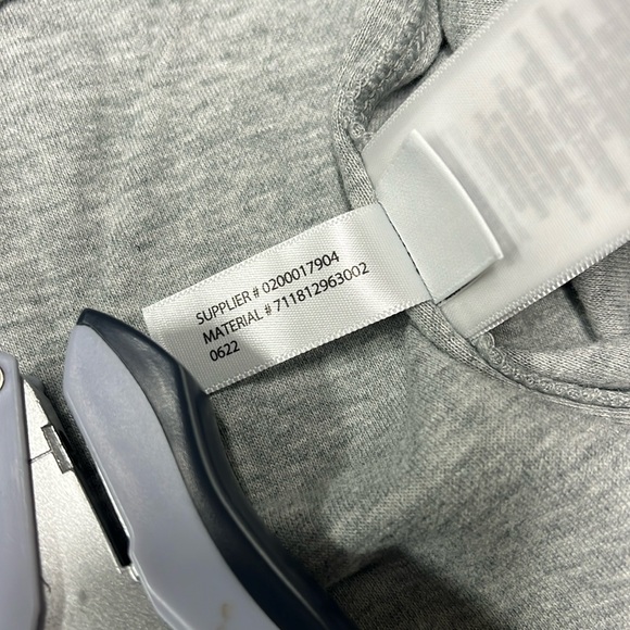 Polo Ralph Lauren Men's Luxury Quarter-Zip Pullover. 58% polyester 42% cotton - Picture 12 of 15